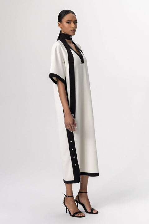 Freisi | Milk V-Neck Midi Dress