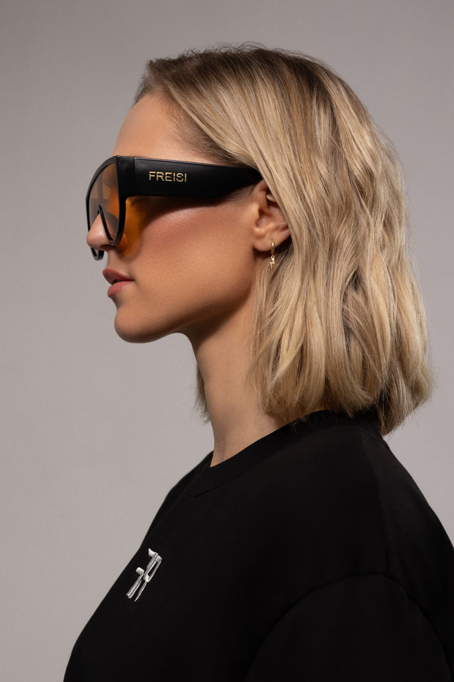 Freisi | Opulent Style Oval Sunglasses
