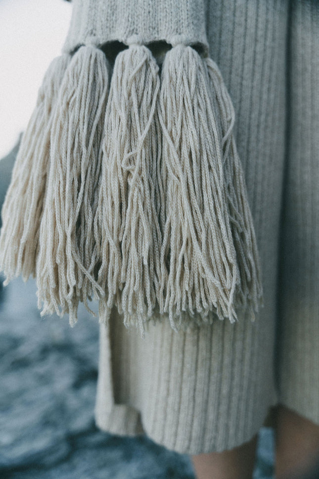 A Perfect Nomad | Native Knit Oversized Scarf