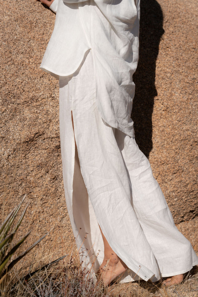 A Perfect Nomad | Evolve Wide Leg Trousers cafe
