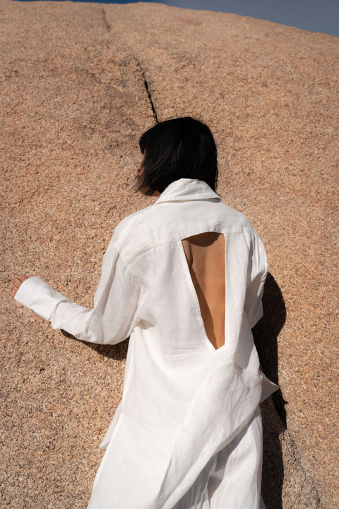 A Perfect Nomad | Evolve Linen Shirt white
