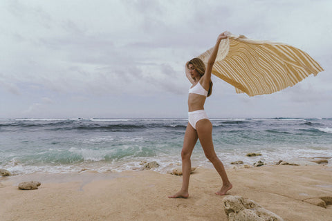 A Perfect Nomad | Formentera bikini, gold