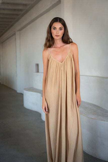 A Perfect Nomad | DULCE VIDA DRESS