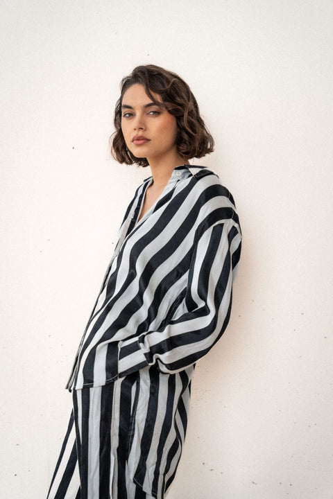 A Perfect Nomad | Evolve Silk Shirt