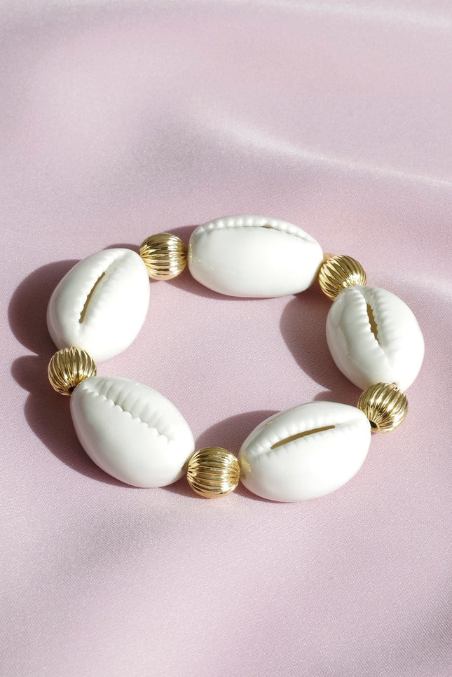 Poporcelain | Bransoletka elastyczna z muszlami Cowrie