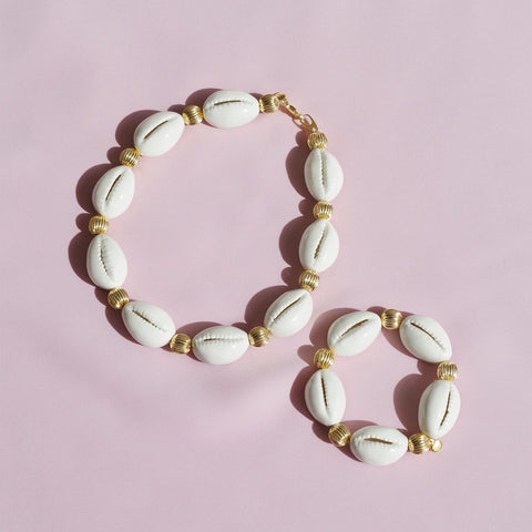 Poporcelain | Cowrie Shell Stretch Bracelet