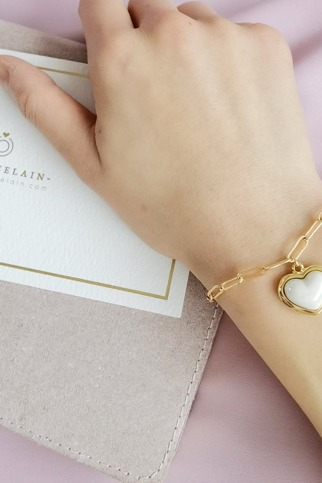 Poporcelain | Pearly White Heart Charm Bracelet