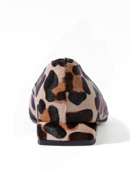 Ballerina flats in animal print