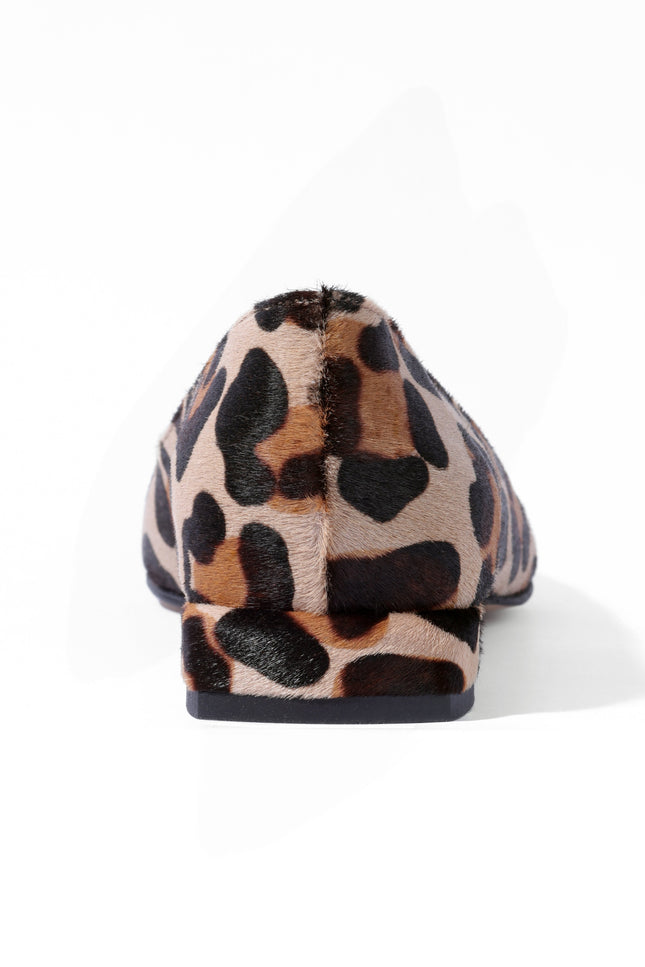 Ballerina flats in animal print