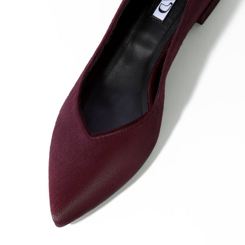 Ballerina shoes in merlot pony hair with pointed toe and memory foam insole for added comfort 