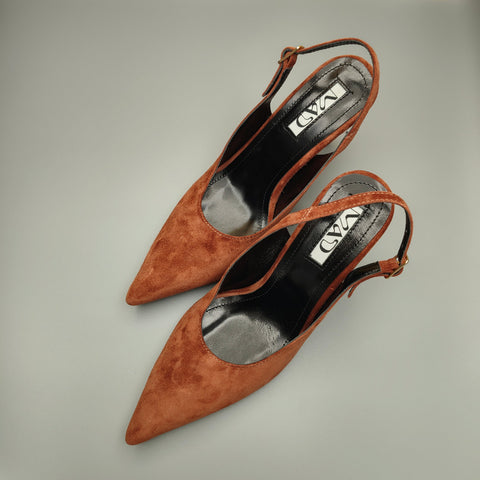 The Mad Shoes | YOKO Slingback Suede Cognac Brown