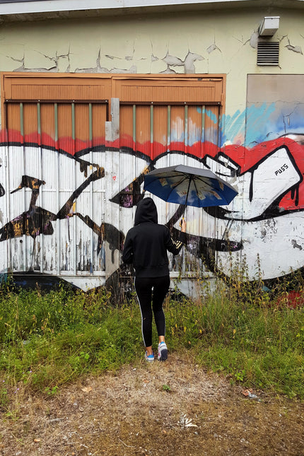 Cash Flow Umbrella – Playful, Windproof & UPF50+ Protection.