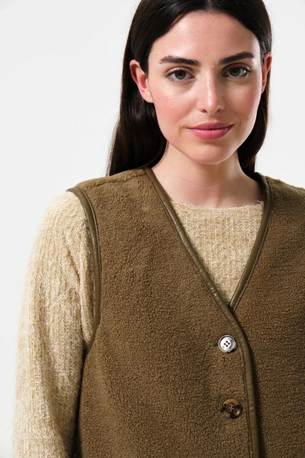 Cathel Borg Longline Waistcoat - Nutmeg - Detail 1