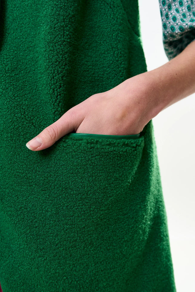 Cathel Borg Longline Gilet - Green - Detail 2