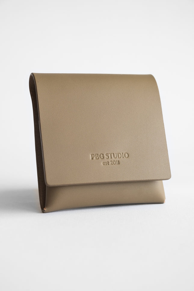 PBG studio | CARD HOLDER