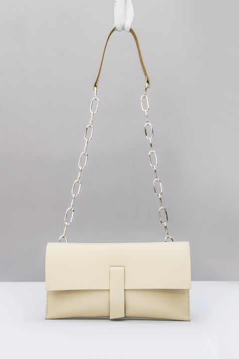 PBG studio | Clutch bag with chain