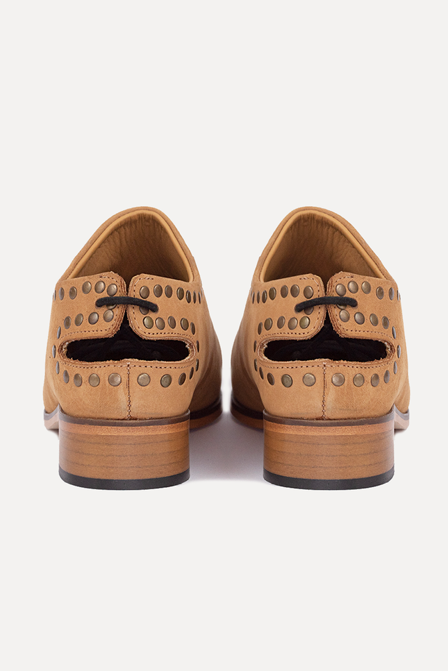 Entrudo | Careto Flat shoes with lace camel