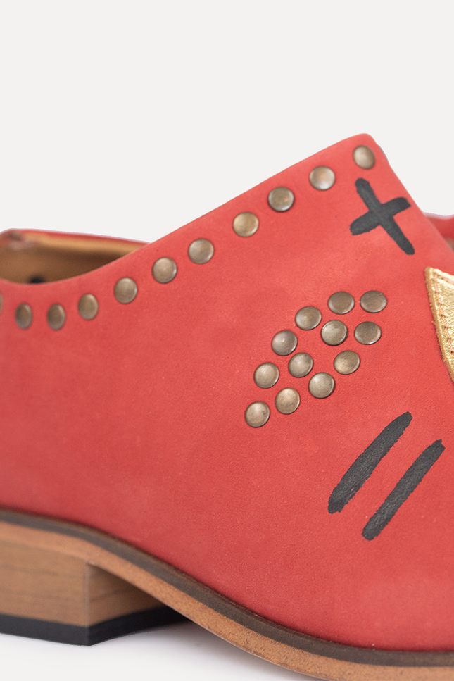 Entrudo | Careto Flat shoes with lace red