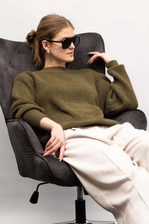 Krista Elsta I Chunky ribbed pattern sweater KARA in olive green