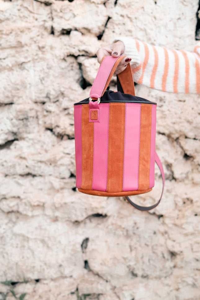 bolso de piel tambour circus buganvilla pueblo majorero fuerteventura 1