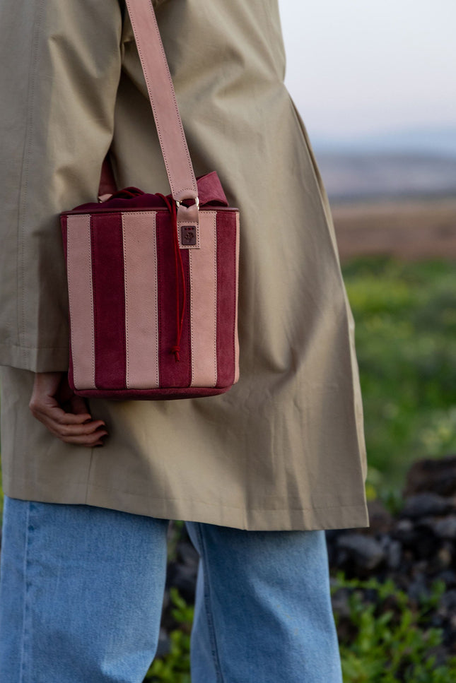 bolso de piel tambour circus modelo paisaje fuerteventura flores 2