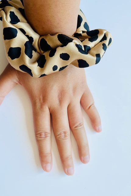 Soft Strokes Silk | Classic Cheetah Hair Band