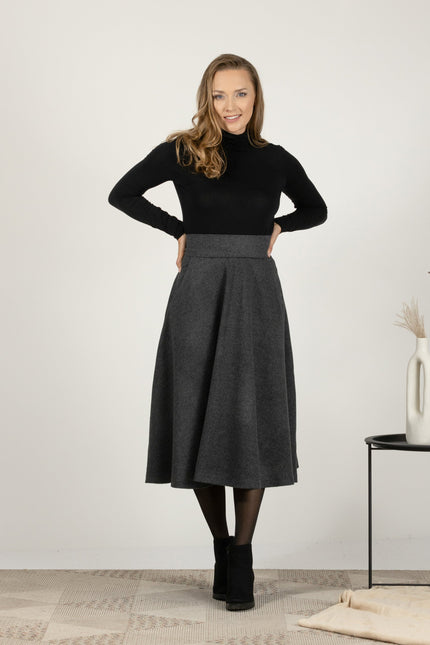 Comfortable high waist wool skirt