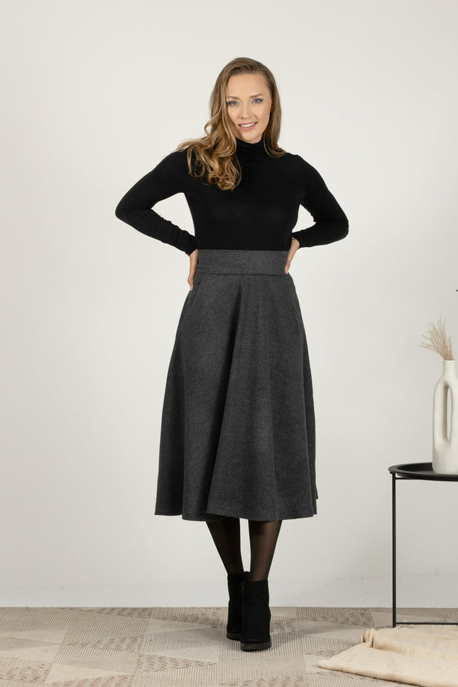 Comfortable high waist wool skirt