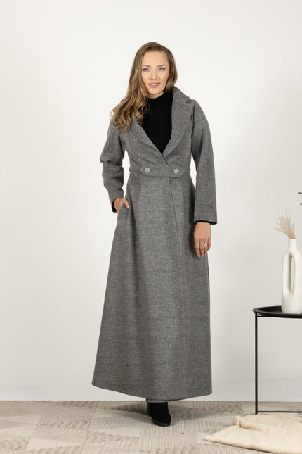Retro-style wool maxi coat with front buttons