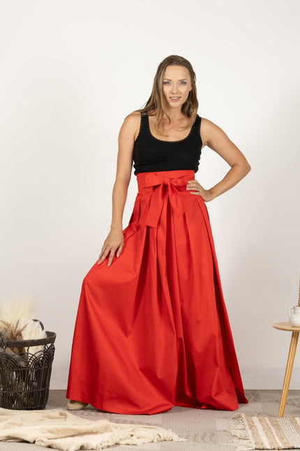 Relaxed-fit sage cotton skirt with elegant pleats