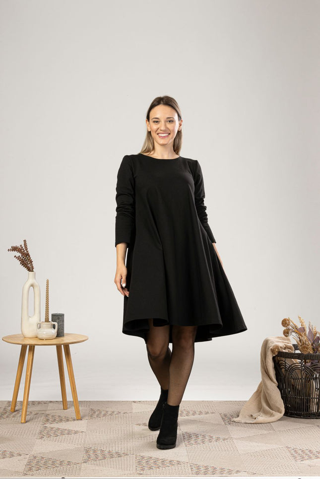 Soft wool midi dress for cold weather