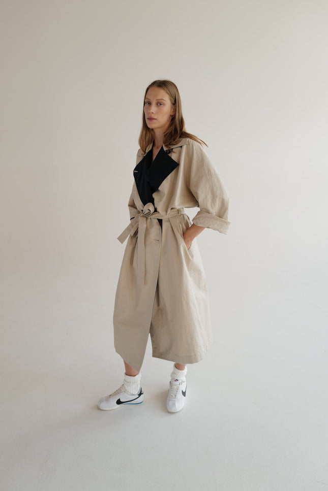 Oversized Double-Breasted Trench Coat AGATA with contrast collar (Last item)