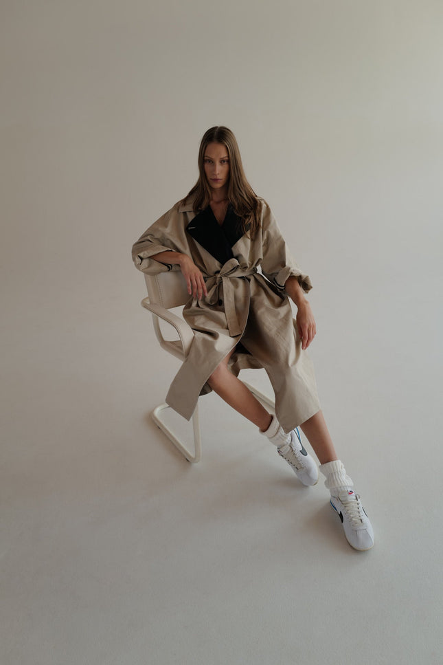 Oversized Double-Breasted Trench Coat AGATA with contrast collar (Last item)