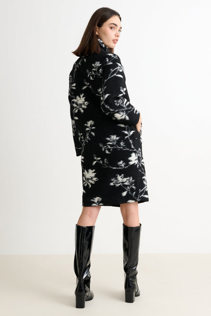 Donalda Power Bloom Funnel Neck Coat - Detail 1