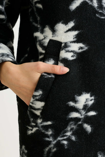 Donalda Power Bloom Funnel Neck Coat - Detail 4