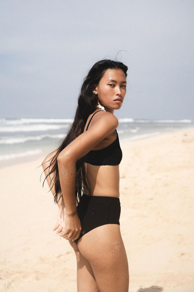 A Perfect Nomad | Formentera bikini, black