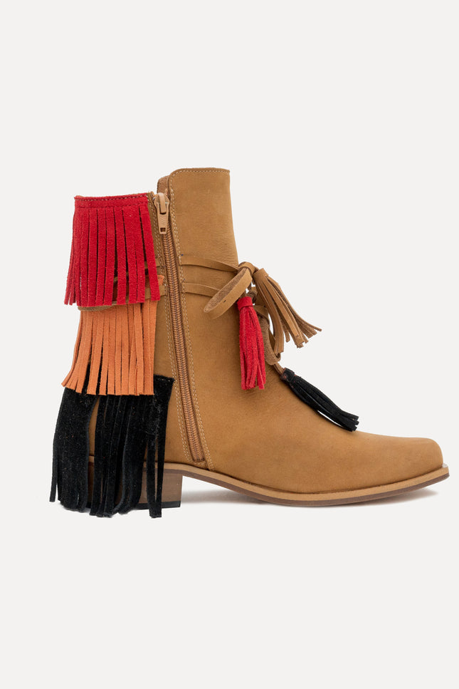 Entrudo | Lazarim Boots with fringes