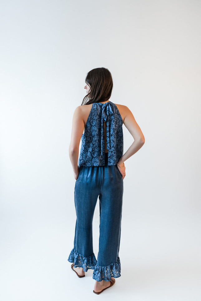 Maoconcept | Top z granatowej koronki