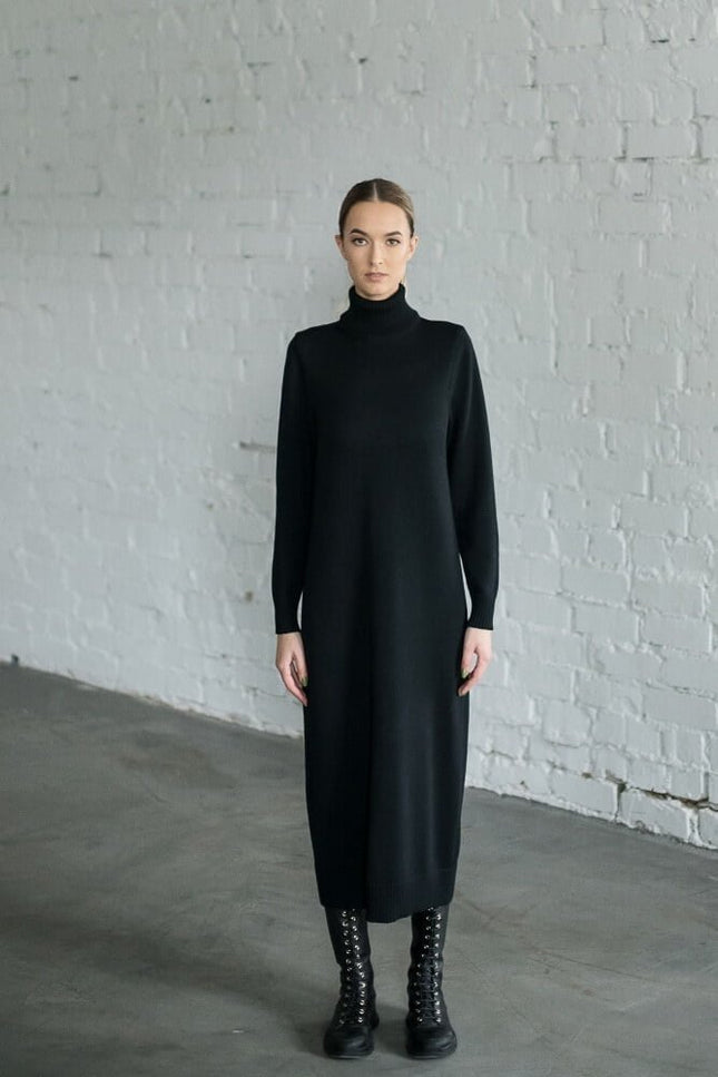 Monala | Turtleneck Knitted Merino Wool Sweater Dress in Dark Blue