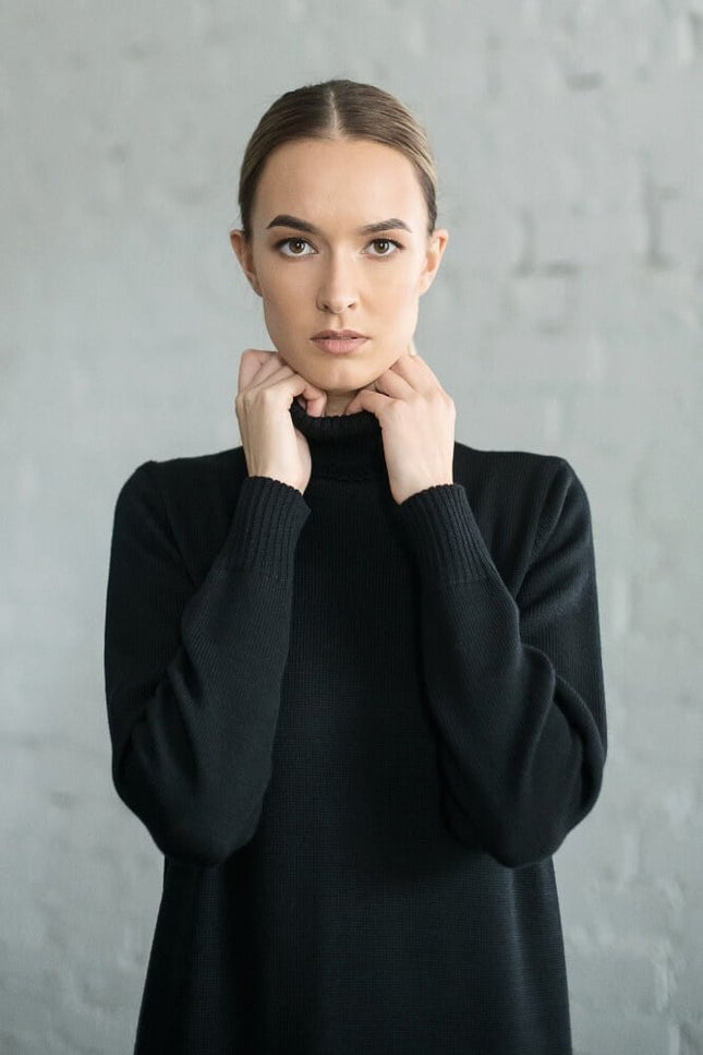 Monala | Turtleneck Knitted Merino Wool Sweater Dress in Black