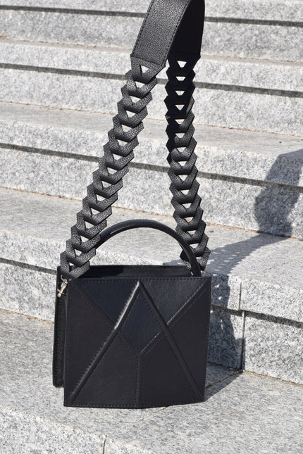 Gerda Retter Design | Facet Crossbody bag with handle and venice strap