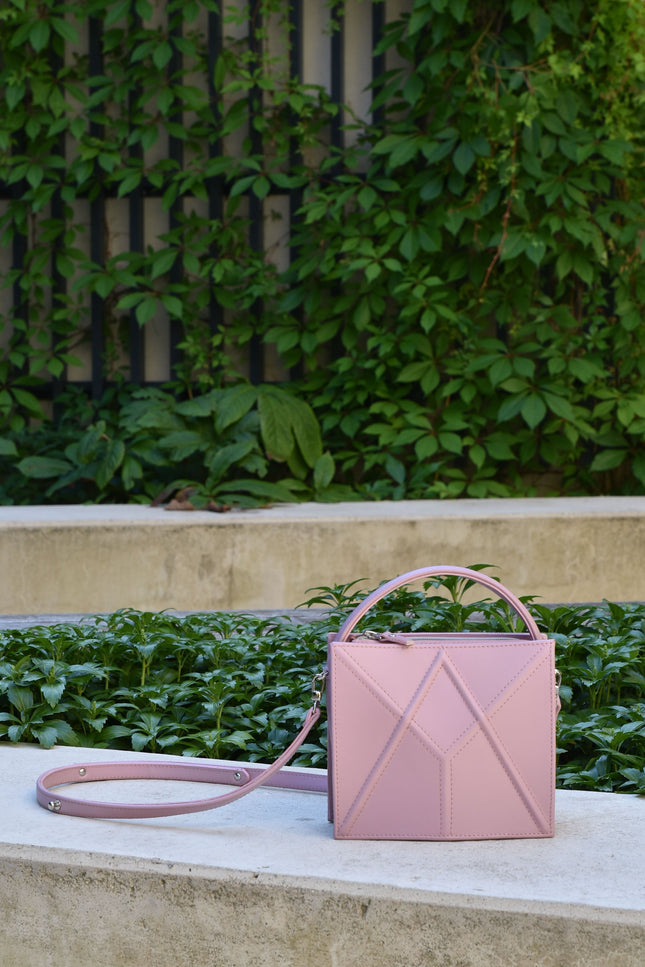Gerda Retter Design | Facet Crossbody bag with handle