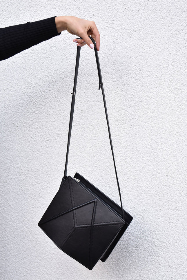 Gerda Retter Design | Facet Shoulder bag