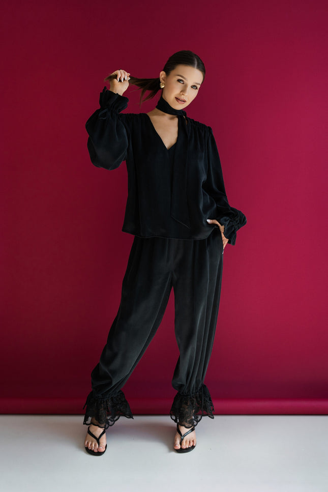 Maoconcept | Black cupro trousers with a lace ruffle