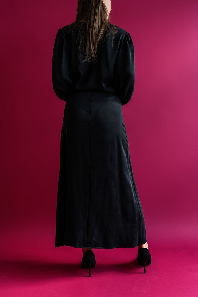 Maoconcept | Black cupro shirt with a bow tie detail