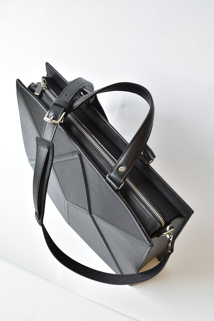 Gerda Retter Design | Facet Shoulder bag for laptop