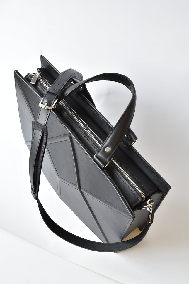 Gerda Retter Design | Facet Shoulder bag for laptop