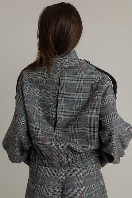Maoconcept | Grey wool plaid Bermuda shorts with pleats