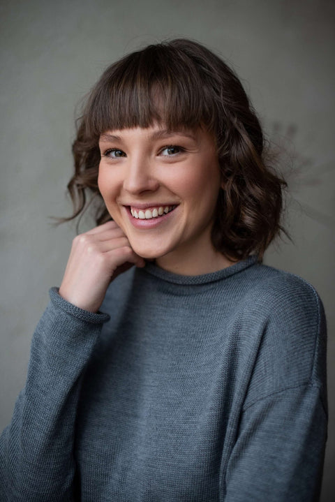 Monala | Długa sukienka z wełny merino z podwiniętymi brzegami