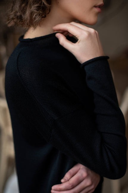 Monala | Longline merino wool dress with turn-up trims